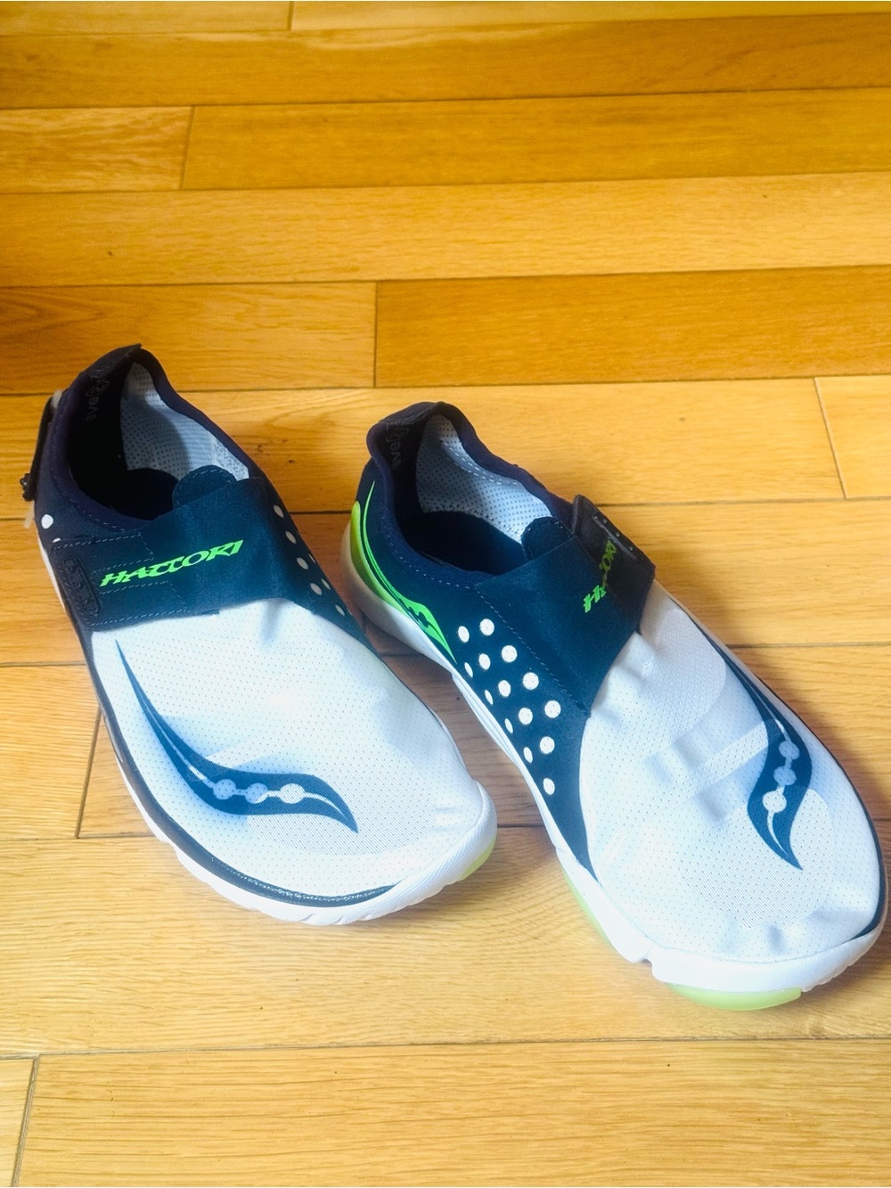 NEW Mens Saucony Hattori US 9 Barefoot Minimalist Running Shoes